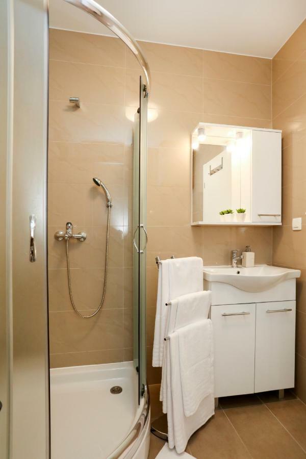 Marton & Martinis Superior Apartments - Spacious One-Room Apartments - Excellent Location Within Walking Distance Of Diocletian'S Palace And Bacvice Beach - The Best Restaurants Within Walking Distance - Buralux Properties Split Exterior foto